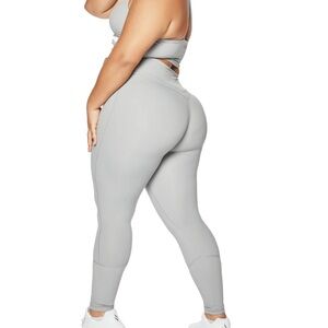 Women's Gray Leggings